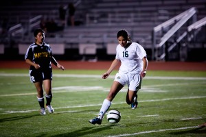 Girls soccer team defeats Haward High 8-0